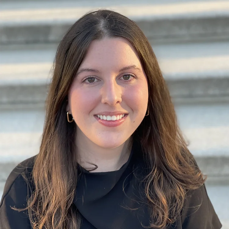 Isabella Haigney headshot